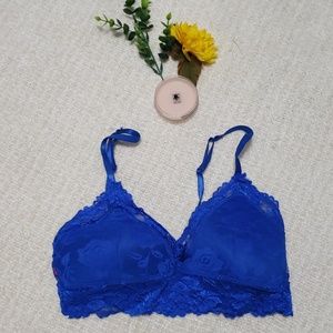Lightly lined bralette